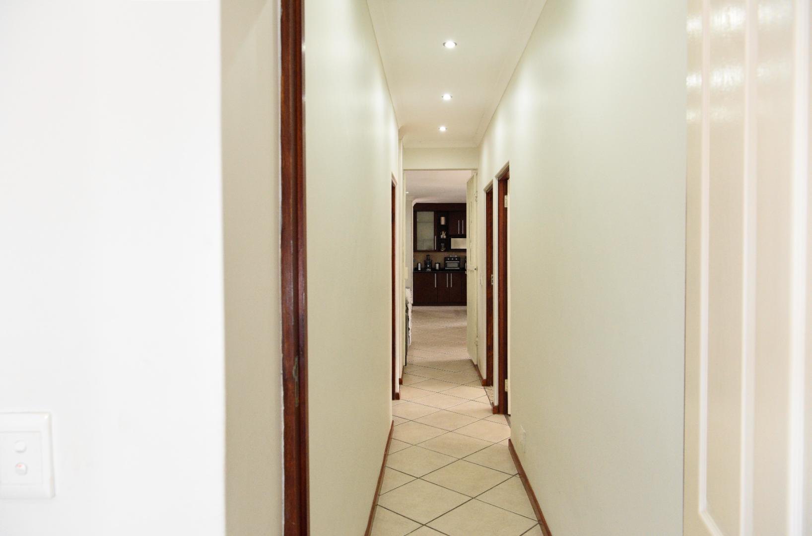 3 Bedroom Property for Sale in Flamingo Vlei Western Cape